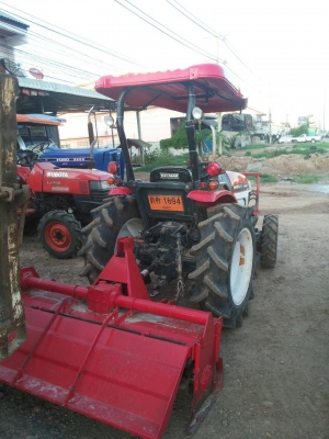 รถแทรกเตอร์ยันม่าร์ 35 แรงม้า 2 เพลา พร้อมอุปกรณ์ต่อพ่วง รถแทรกเตอร์ยันม่าร์ 35 แรงม้า 2 เพลา พร้อมอุปกรณ์ต่อพ่วง