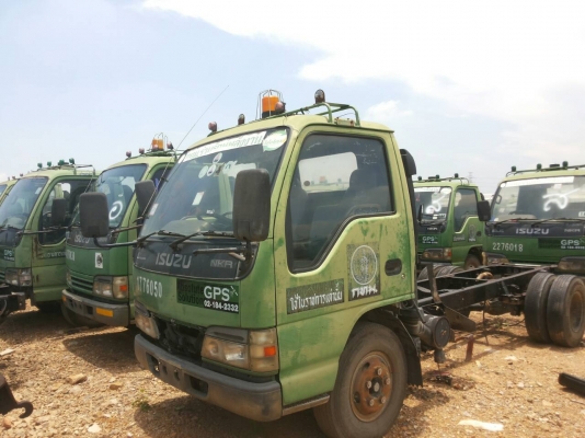 ขายรถบรรทุก 6 ล้อหัวค้สซี ISUZU NKR 130 แรงม้าเทอร์โบปี 2548 ราคา 250000
