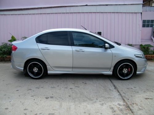 !!! รถบ้าน นักศึกษาผู้หญิงใช้ มือเดียว HONDA CITY 1.5 I-VTEC ปี 09 รถสวยมากเดิมๆ