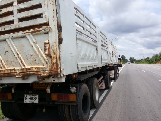 ขาย 320 ปี51 แม่ลูก 3เพลาแท้ ดั้มสามมิตร แยกได้ครับ