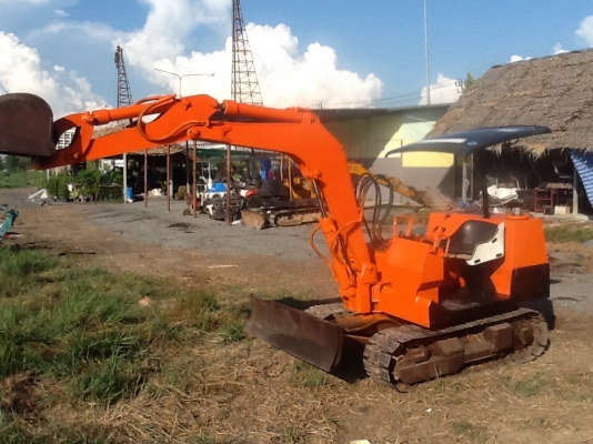 ขายรถแบคโฮyanmar ytb800-1 นำเข้าญี่ปุ่นสภาพดีพร้อมใช้ทำสีใหม่ให้แล้วครับ