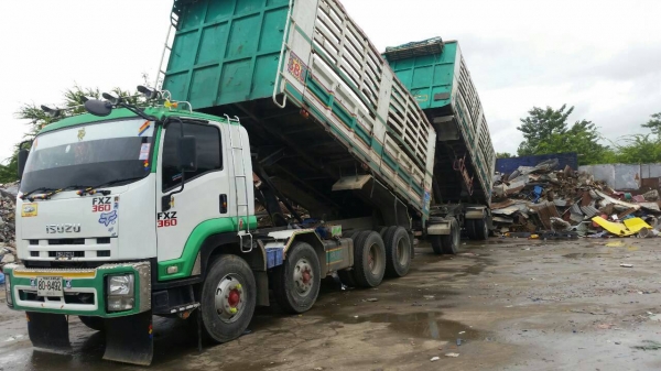 ขายอีซูซุเดก้า เครื่อง 300 แรง