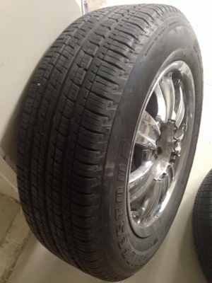 เเม็กโครเมี่ยมขอบ17 5รู 100,114 พร้อมยางสภาพสวย ราคาถูกมากๆ