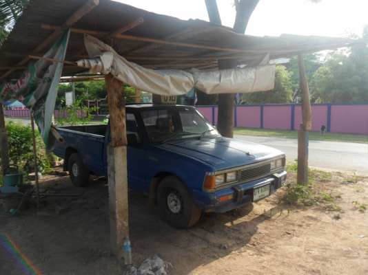 ขายถูกๆครับ...กระบะ นิสสัน ติดต่อช่างหมึก 087-5262494 และ 094-7452226