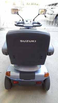 รถไฟฟ้า ซูซูกิ 4 ล้อ พร้อมใช้งาน ด่วน !!!! เหมาะสำหรับผู้สูงวัย 35,000