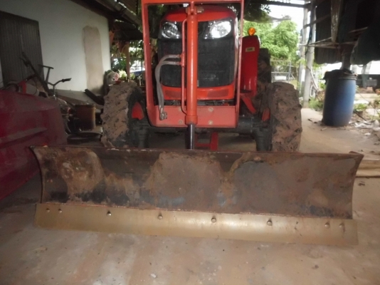 ขายรถไถ KUBOTA L4708 อุปกรณ์ผานหน้าหลัง 47 แรง สภาพดีพร้อมใช้งาน ขายรถไถ KUBOTA L4708 อุปกรณ์ผานหน้าหลัง 47 แรง สภาพดีพร้อมใช้งาน