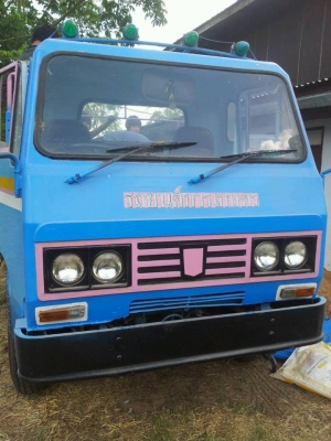 ขายรถเกี่ยวข้าวDC68 พร้อมเทรลเลอร์ สภาพสวยพร้อมใช้งาน สนใจโทร 090-8588220คุณนะ 093-3258446คุณบิว ID:narong498 หรือเข้าดูสินค้าอื่นๆได้ที่ www.truck.in.th/498 หรือเพจFacebook ณรงค์ ซื้อขายรถมือสอง (เว็บไซต์ส่วนตัว) หรือFacebook ตลาดรถมือสอง คุณนะ