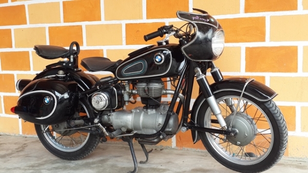 วุมิ นนบุรี ขาย BMW R27 ปี2509 ทะเบียนแท้โอนขนส่งสถาพนางฟ้ามาอีกแล้วคับ
