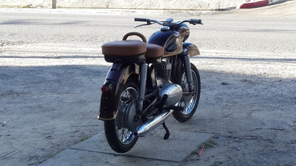 วุฒิ นนบุรี MZ 175cc. หัวไม่เลี้ยวรถเก็บงานมาบ้างแล้วเครื่องดี(เอกสารใบซื้อขาย)