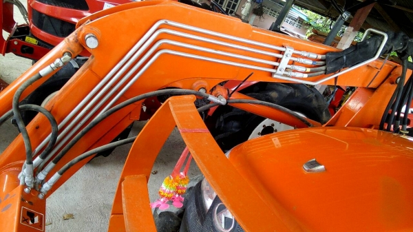 คูโบต้า  KUBOTA     L3608 (4WD) พร้อมชุดตัก