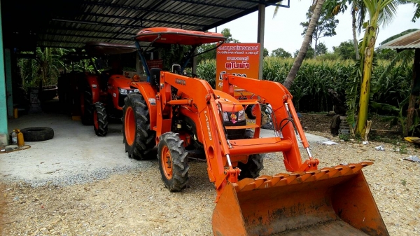 คูโบต้า  KUBOTA     L3608 (4WD) พร้อมชุดตัก