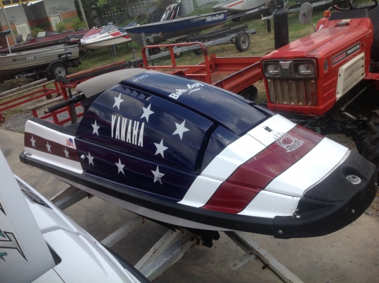 WWW.ByRin29.COM เรือเจ็ตสกี YAMAHA ปากเป็ด 650 เรือยืน ปี91 ตามสภาพจากญี่ปุ่น ดังรูป มีของแต่งเล็กน้อย นำเข้าจากประเทศญี่ปุ่น