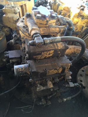 ปั๊มไฮดรอลิก pc200-5 เก่าใน