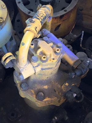 ปั๊มไฮดรอลิก pc120-6 เก่านอก ปั๊มไฮดรอลิก pc120-6 เก่านอก