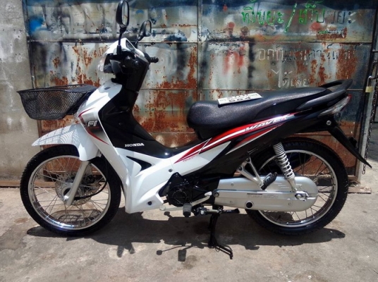 Wave110 i F1 ตัวใหม่ล่าสุด รถปี57 สี ขาว-ดำ สวยๆราคาถูกๆครับ