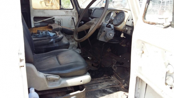 รถหัวยาว isuzu หกล้อดั้ม เครื่องเดิม เฟื้องท้าย isuzu  จั้มโบ้ พวงมาลัยเพาเวอร์ ทะเบียน ม.79 เอกสารพร้อมโอน