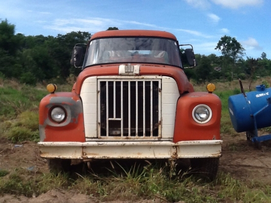 ขายรถ 6 ล้อบรรทุกน้ำ