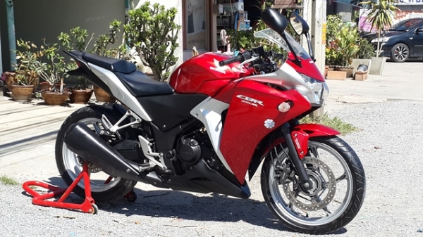 วุฒิ นนบุรี ขาย ฮอนด้า CBR250cc. ABS รถปี2011ทะเบียนพร้อมโอนขนส่ง