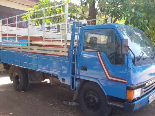 (ร้านรุ่งโรจน์ 082-1057078)ขาย 6 ล้อ Mitsubishi canter 110 แรง รถห้างแท้ สวยมากๆ(ลูกค้าสุโขทัยทีมงานกู๋ซาวด์มารับรถกลับสุโขทัยเรียบร้อยแล้วคับ)เดินทางปลอดภัย เฮงๆรวยๆ(ดาวน์128000ออกรถได้เลย)ใช้แค่บัตร+ทะเบียนบ้าน อนุมัติเลย เร็ว2ช.ม) เครื่องแน่นปึ๊กๆ แห้ง