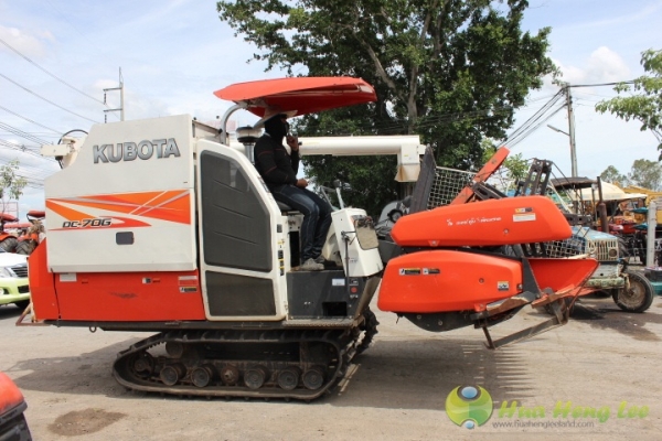 รถเกี่ยวนวดข้าวมือสอง รุ่นDC70G รถเพิ่งเข้ามาใหม่ สภาพดี รถอยู่อยุธยา