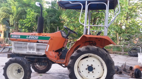 ขายให่มครับนัดแล้วไม่มา  ขายl2202  เพลาเดียวครับ