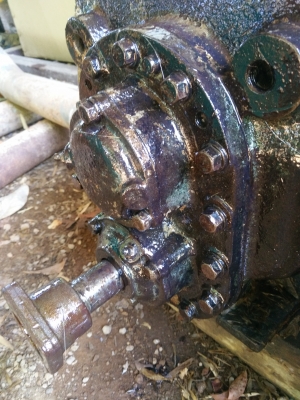 ขายปั๊มเฟือง 3 นิ้ว 2 ตัว เก่าเก็บ ขายปั๊มเฟือง 3 นิ้ว 2 ตัว เก่าเก็บ