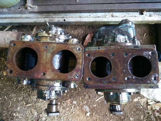 ขายปั๊มเฟือง 3 นิ้ว 2 ตัว เก่าเก็บ ขายปั๊มเฟือง 3 นิ้ว 2 ตัว เก่าเก็บ