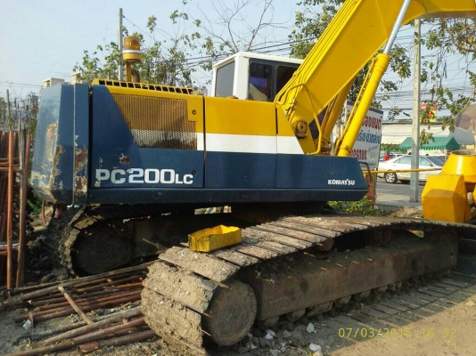 ขายรถแมคโค  KOMATSU PC200-5LC เอกสารทะเบียน