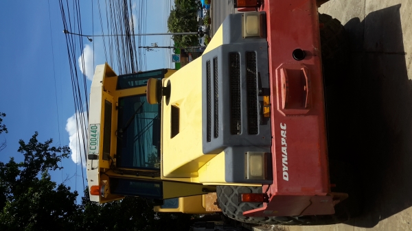 ขายรถบด DYNAPAC CA252D  10ตัน สั่นสะเทือนในตัวนำเข้าจากยุโรป