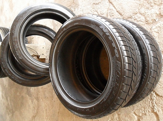 ยางแก้มเตี้ยขอบ15  นิตโตะ195-50-R15ลงพื้นปลายปี13(4เส้น2,600บ)