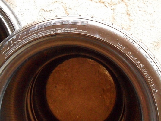 ยางแก้มเตี้ยขอบ15 นิตโตะ195-50-R15ลงพื้นปลายปี13(4เส้น2,600บ) ยางแก้มเตี้ยขอบ15 นิตโตะ195-50-R15ลงพื้นปลายปี13(4เส้น2,600บ)