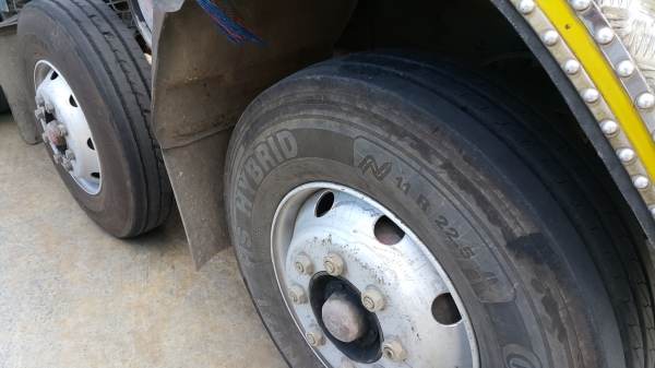 ขายรถพ่วง 24 ล้อ แม่-ลูก กระบะเนียมคอกเกษตรดั้ม ISUZU 240 วางเครื่อง.P11C-320 เกียร์ฟูเลอร์ รถใช้งาน ราคา 1200000 สนใจรีบจองด่วน