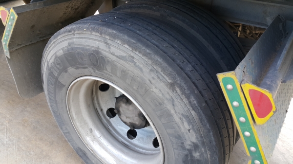 ขายรถพ่วง 24 ล้อ แม่-ลูก กระบะเนียมคอกเกษตรดั้ม ISUZU 240 วางเครื่อง.P11C-320 เกียร์ฟูเลอร์ รถใช้งาน ราคา 1200000 สนใจรีบจองด่วน