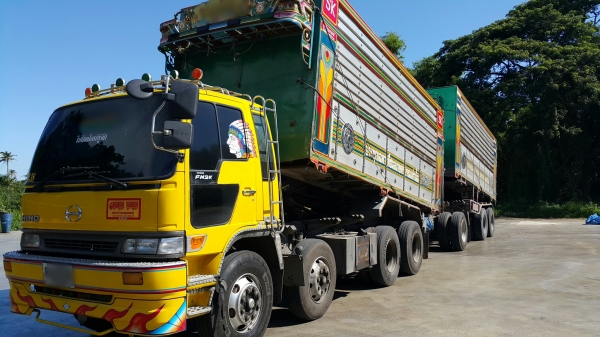 ขายรถพ่วง 24 ล้อ แม่-ลูก กระบะเนียมคอกเกษตรดั้ม HINO FM3M วางเคื่อง.P11C-320 แรง เกียร์ฟูเลอร์ ราคา.1300000 ต่อรองกันได้ สนใจโทรเลย ขายรถพ่วง 24 ล้อ แม่-ลูก กระบะเนียมคอกเกษตรดั้ม HINO FM3M วางเคื่อง.P11C-320 แรง เกียร์ฟูเลอร์ ราคา.1300000 ต่อรองกันได้ สนใจโทรเลย