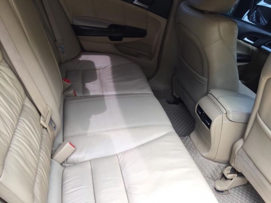 HONDA ACCORD ปี08 สีดำเกียAT HONDA ACCORD ปี08 สีดำเกียAT