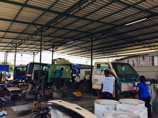 ซ่อมหัวรถ ตัวถังรถ ซ่อมสี อาบน้ำ เร็วทันใจ ซ่อมหัวรถ ตัวถังรถ ซ่อมสี อาบน้ำ เร็วทันใจ