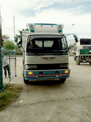 10ล้อ KT 925 หัวสิงไฮเทค เครื่องHO7C ยาว 6 เมตร พื้นเรียบ เพลาเดียว เบรคทิฟฟี่ แอร์เย็น