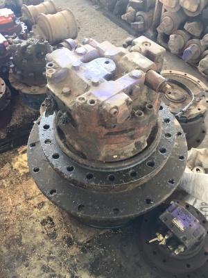 ตัวเดินพร้อมมอเตอร์ cat 330 เก่านอก ตัวเดินพร้อมมอเตอร์ cat 330 เก่านอก