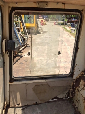 หัวเก๋งเก่านอก KOMATSU PC 30-6