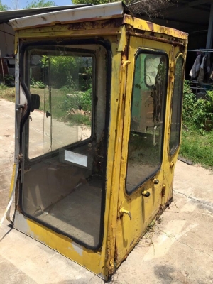 หัวเก๋งเก่านอก KOMATSU PC 30-6