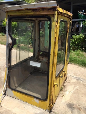 หัวเก๋งเก่านอก KOMATSU PC 30-6