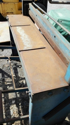 Sale>>>ตะไกรขาเหยียบ 1.20 เมตร ตัดโลหะ สังกะสี หนา 3 มิล