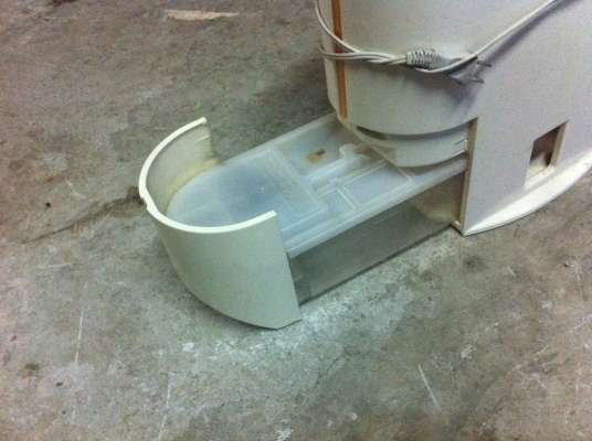 เครื่องฟอกและปรับปรุงคุณภาพอากาศ National  มีระบบใช้การแตกตัวของน้ำโดยไม่ผ่านความร้อนช่วยฟอกอากาศและเพิ่มความชุ่มชื่นในอากาศ