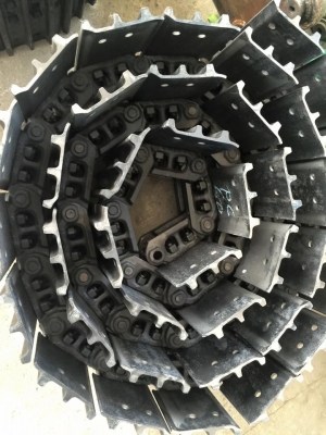 โซ่เปล่า+ใบ ใหม่เกาหลี KOMATSU PC60-6 ,60-7 พร้อมส่ง โซ่เปล่า+ใบ ใหม่เกาหลี KOMATSU PC60-6 ,60-7 พร้อมส่ง