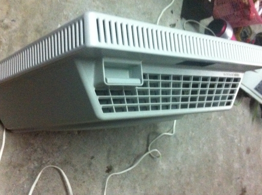 เครื่องฟอกอากาศ HITACHI พร้อมระบบ ion ปล่อยอนุภาคไฟฟ้าที่มีประสิทธิภาพในการฆ่าเชื้อโรค เชื้อไวรัส สลายสารพิษ