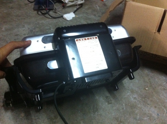 เครื่องปิ้ง ย่าง ฮีตเตอร์สองด้าน ยี่ห้อ TWINBIRD ของใหม่ยังไม่ได้ใช้