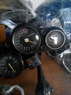 ขายไมล์ honda CBR 400 CC ราคา 1000 บาท สนใจติดต่อ 0898450560