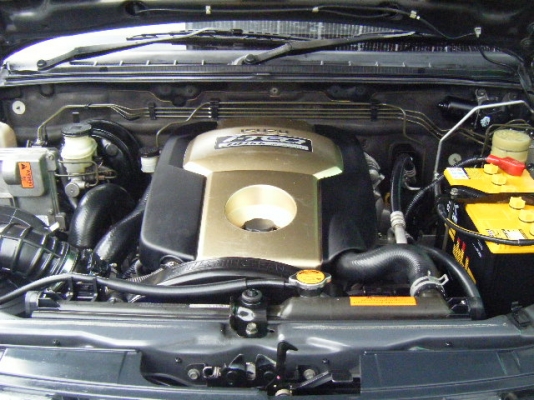 dmax แค็ป 3.0 4wd ปี2005 สีดำ รถมือแรกไม่เคยชน