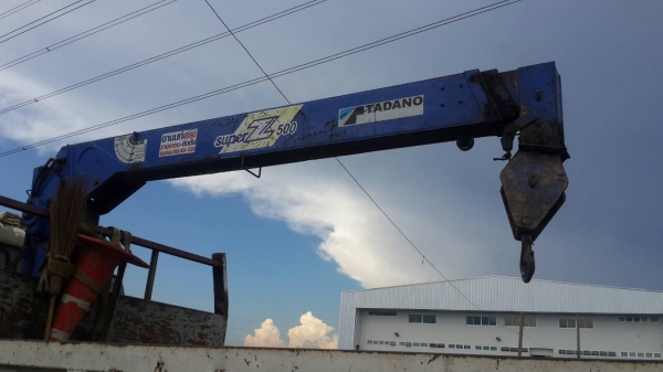 ขายด่วนรถสิบล้อFL1Jเครือง260แรงม้าติดเครน4.5ตัน3ปอก2ชัก