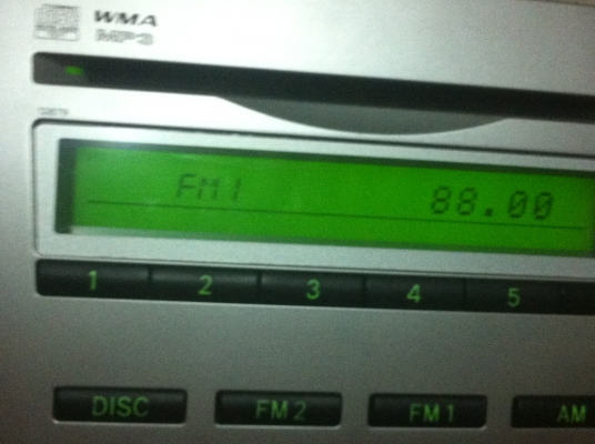 เครื่องเสียงติดมากับรถมากับรถ TOYOTA  VIOS แทบจะใหม่เพราะถอดจากรถ